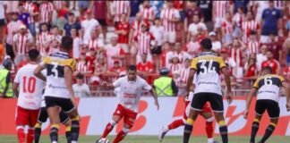 Em estreia na Série B, Náutico perde para o Criciúma nos Aflitos