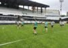 Central faz primeiro treino no novo gramado do Lacerdão