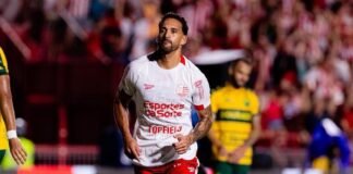 Náutico vence o Cuiabá nos Aflitos e assume a liderança da Série B