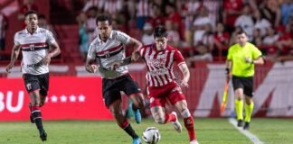 Náutico vence o Botafogo-SP nos Aflitos e se aproxima do G6 da Série B